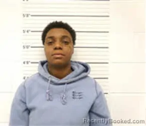 Mugshot of KALYN QUINNAE DAVIS