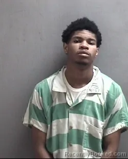 Mugshot of ZAVION DAQWON SIMPSON