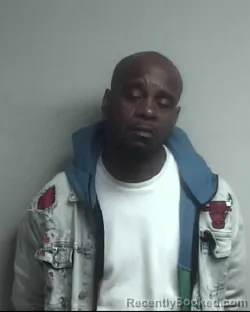 Mugshot of DONOVAN LETRELL HALL