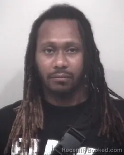 Mugshot of TRAYVIEN QUARTEZ MILLER