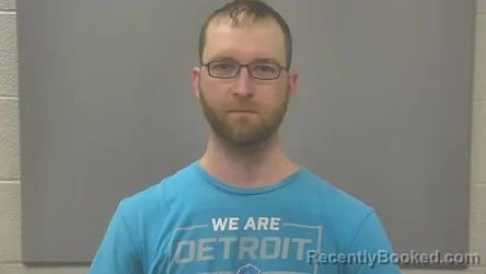 Mugshot of MICHAEL PATRICK MILLS