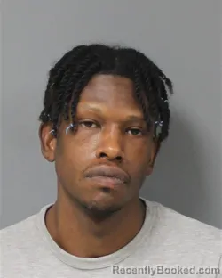 Mugshot of SHAQUILLE DECARLO SMITH-JOHNSON
