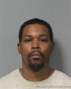 Mugshot of DONTAE LEON YOUNG