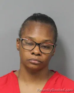 Mugshot of ALISA LATRICE CRAYTON booked in Berrien County, Michigan on April 27, 2026