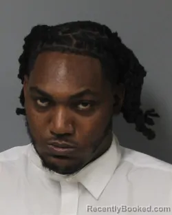 Mugshot of Davyon Donquaisie Creamer booked in Berrien County, Michigan on October 24, 2026