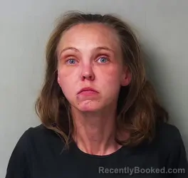 Mugshot of Shandell Marie Hobart