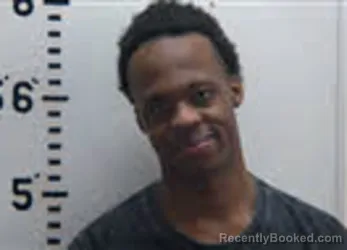Mugshot of RAEKWON EDWARDS
