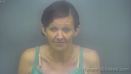Mugshot of LINDSAY MARIE THOMPSON booked in Isabella County, Michigan on May 20, 2026