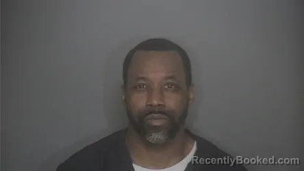 Mugshot of SHATARIE HUNT