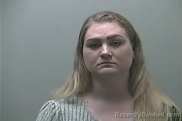 Mugshot of CYNTHIA MONICA-ROSE MAYNARD