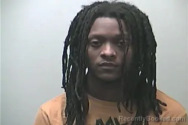 Mugshot of TAEVION THOMAS