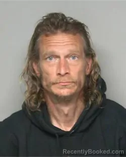 Mugshot of JUSTIN LEE LOFLIN