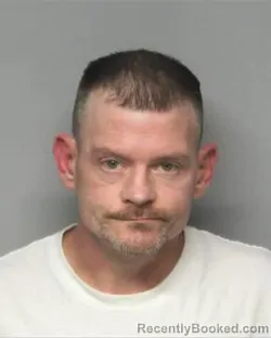 Mugshot of JEREMY DEWAYNE ROBERTS