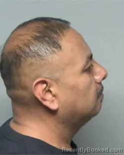 Mugshot of NESTOR NOE NIETO-AVILA