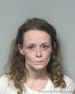 Mugshot of SHAINA MARIA CAVINESS