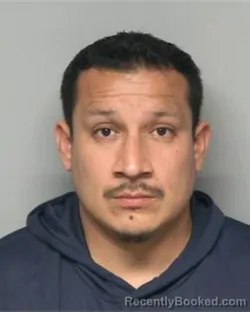 Mugshot of JUAN MANUEL ALARCON HERNANDEZ