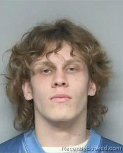 Mugshot of MICHAEL EVAN HAWKINS