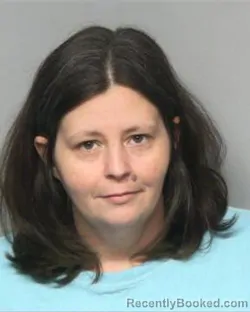 Mugshot of KIMBERLY LYNN DAY