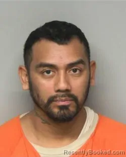 Mugshot of JOSUE VILLATORO ESPINOSA