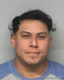 Mugshot of RANDY ORTIZ GONZALEZ