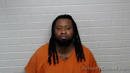 Mugshot of DAQUAN LAMONT EVERETT booked in Richmond County, North Carolina on March 26, 2026