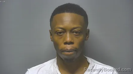 Mugshot of JAYDEN DAMETREON MORRIS