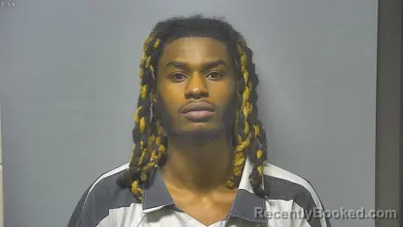 Mugshot of ROBERT SHELTON-DESHAWN WASHINGTON booked in Saginaw County, Michigan on April 22, 2026