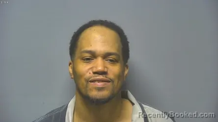 Mugshot of ISIAHIA DARNELL DAVIS booked in Saginaw County, Michigan on May 12, 2026