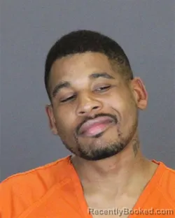 Mugshot of JUSTINE DAEJON REDDIC