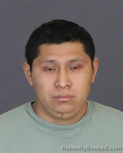 Mugshot of ROBERTO SANTIZ-MENDEZ