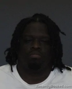 Mugshot of TERRANCE DOMINIQUE LUNDY booked in St Clair County, Michigan on April 21, 2026