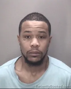 Mugshot of DAISHAN DOMINIQU FARRINGTON