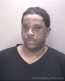 Mugshot of RONNIE DANIELLE MCLEAN