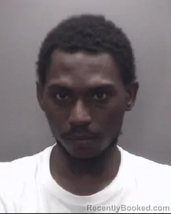 Mugshot of RAEKWON LAMAR MCRAE