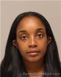 Mugshot of Tre-Onna Traniecia Lashay Lee booked in Anoka County, Minnesota on September 30, 2026