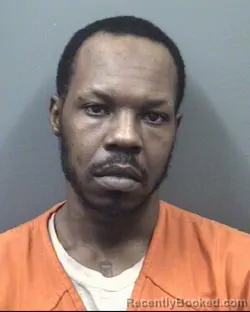 Mugshot of DONTRELLE LAMAR WOODS