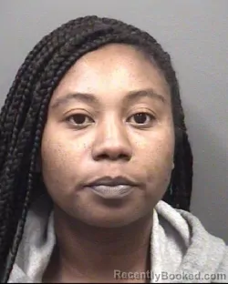 Mugshot of THAMERA TAHQUITA SMITH