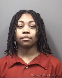 Mugshot of ZYNIRAH TIYANA EVANS