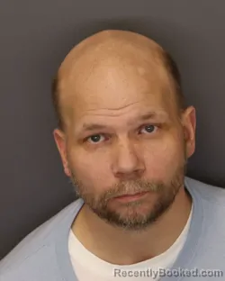 Mugshot of GERALD ROBERT HENRY