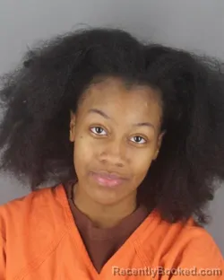 Mugshot of TIANA LASHAY ALIZE HUGHES