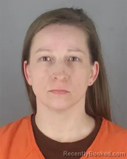 Mugshot of HEATHER LYNN DELONG