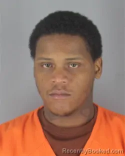 Mugshot of DAIQUAN ISAIAH KING