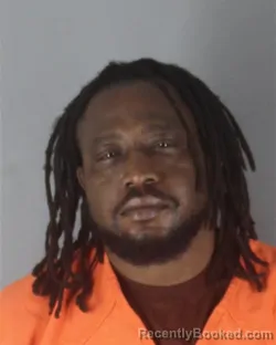 Mugshot of LEVALE DESHUN TOWNSEL