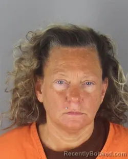 Mugshot of JENNIFER LYNN LOCASCIO