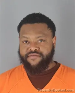 Mugshot of JERONE ENGLISH ROBINSON