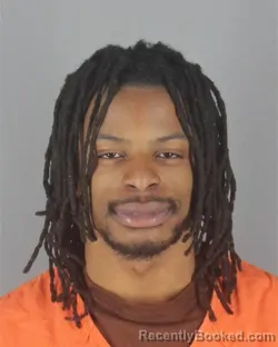 Mugshot of SHAVALE DAEVEON HICKMAN