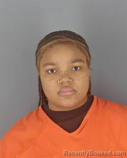 Mugshot of AMARYIA LASHAY ROBINSON