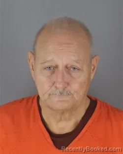 Mugshot of DAVID LAWRENCE GREEN booked in Hennepin County, Minnesota on April 17, 2026