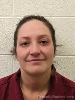 Mugshot of LUCY FARREN HOPPER