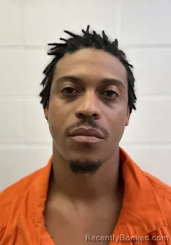 Mugshot of EVERETT DIJON CRAIG-MURRAY booked in Rutherford County, North Carolina on April 26, 2026